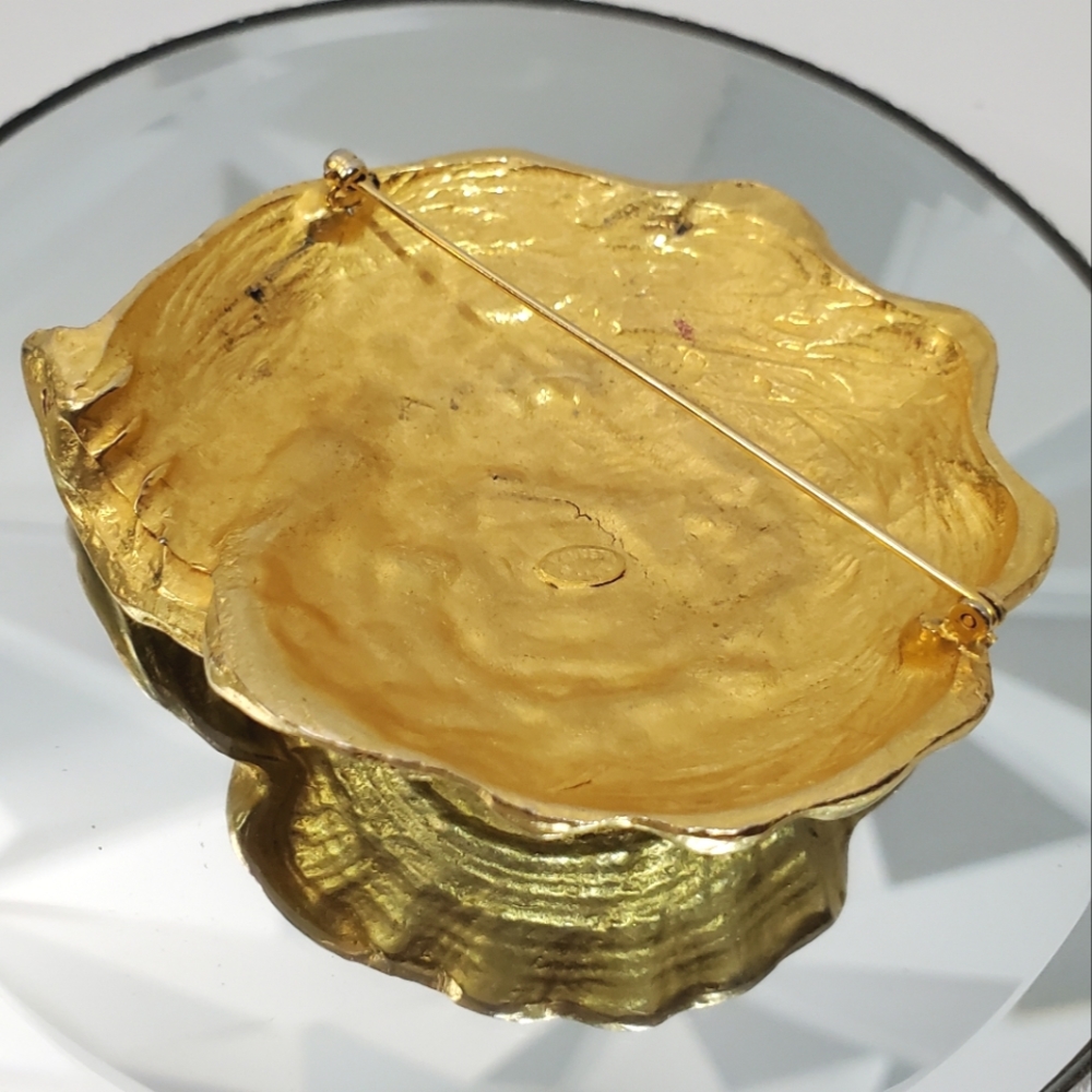 Ultra Rare Vintage KENNETH LANE Massive Seashell Brooch - Picture 4 of 5